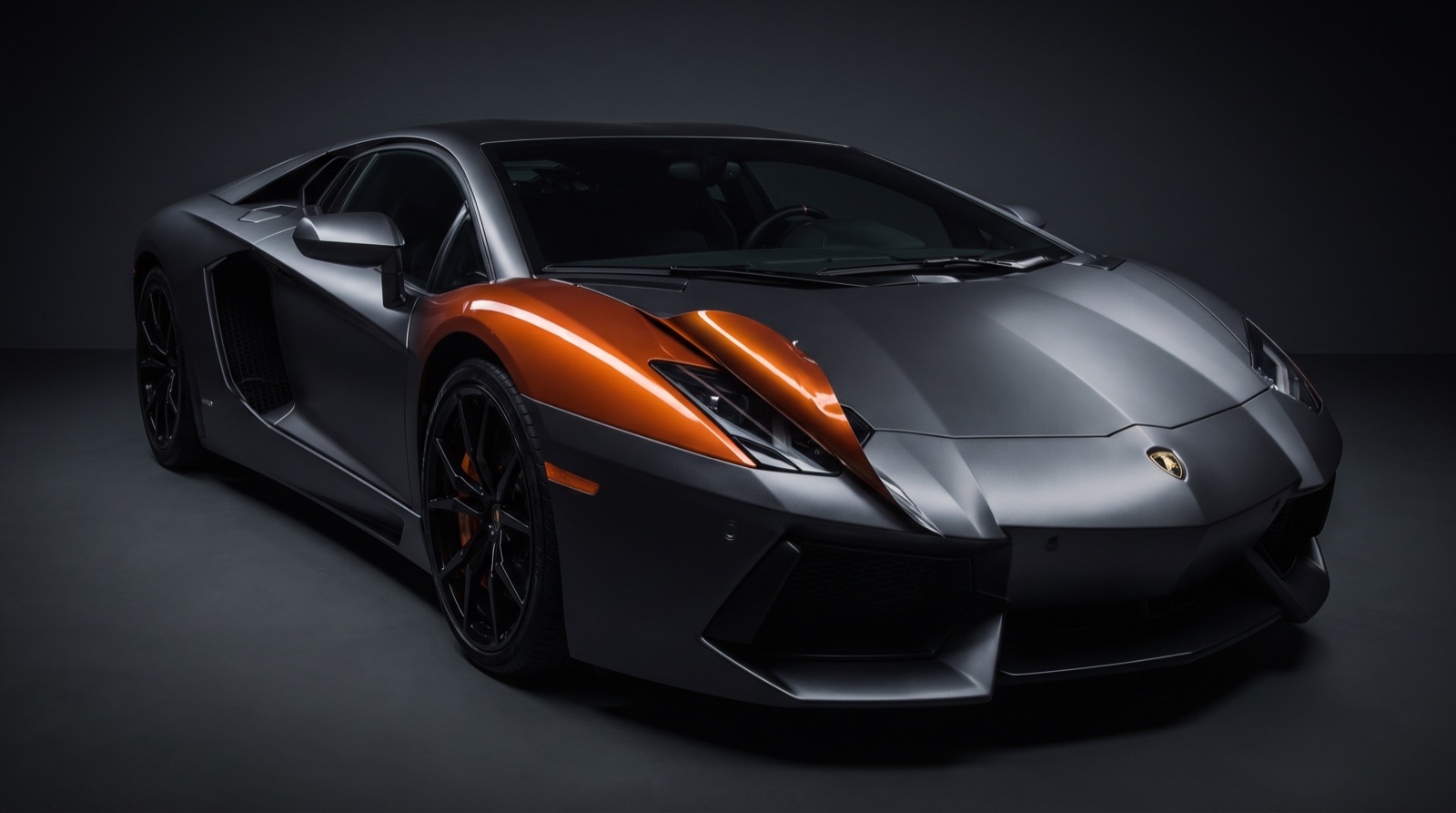 Car Wrap Peeling: Causes and What to Do